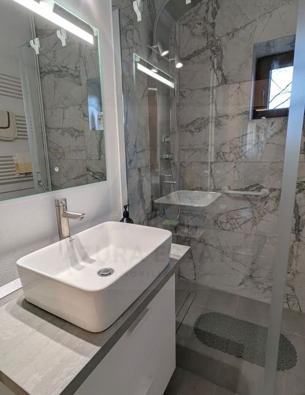 Apartament 3 camere 86 mp utili 2 bai 2 balcoane zona Trei Stejari - foto 7