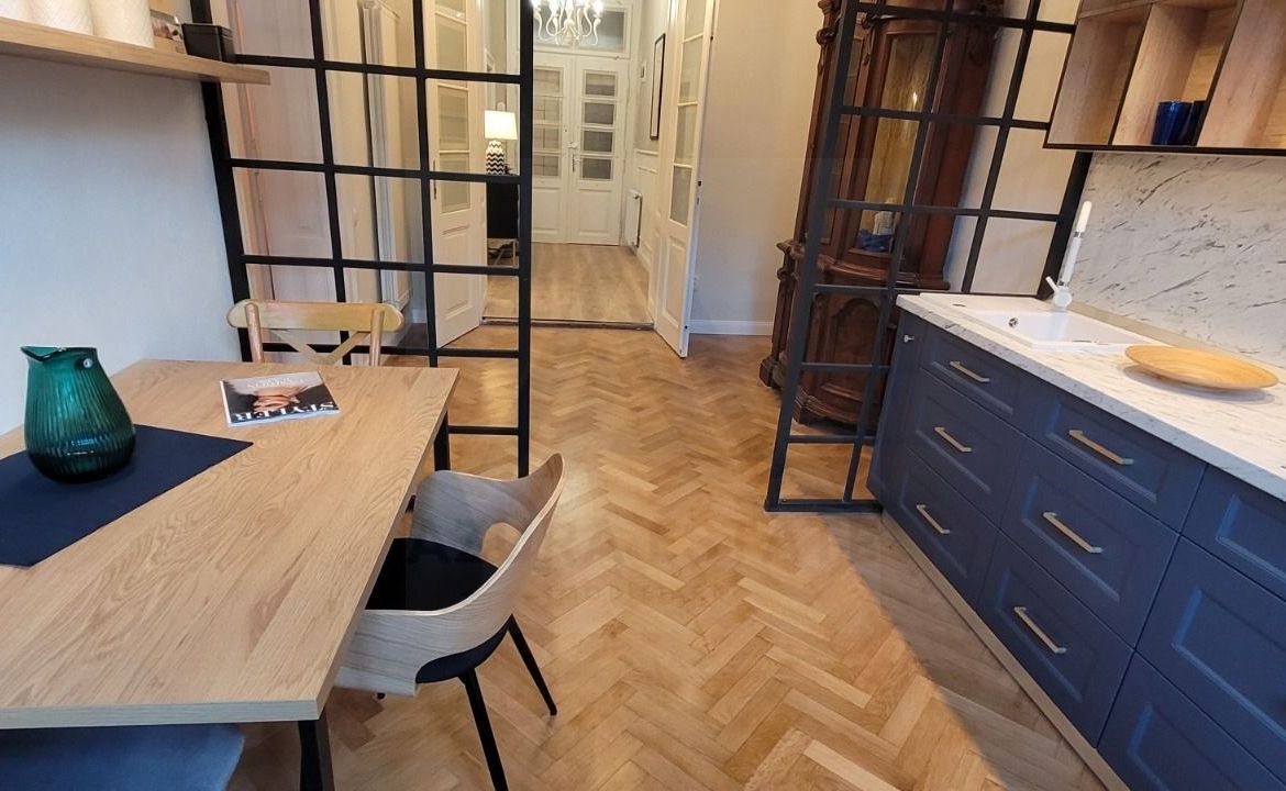 Apartament 2 camere 72 mp utili parter inalt parcare Centrul Istoric - foto 4