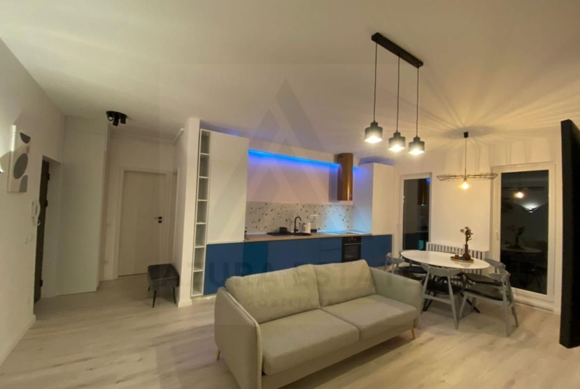 Apartament modern 3 camere balcon 5 mp utili si parcare zona Centrala - Imagine principala