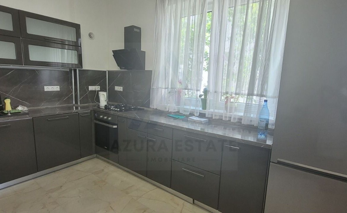 Casa duplex 4 camere 140 mp utili curte 150 mp zona Parcul Sub Arini - foto 3