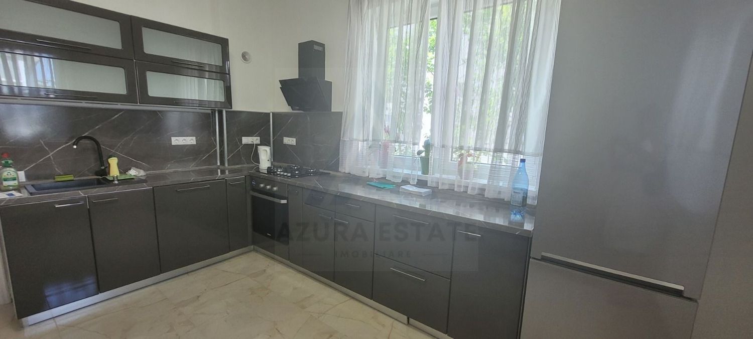Casa duplex 4 camere 140 mp utili curte 150 mp zona Parcul Sub Arini - foto 3