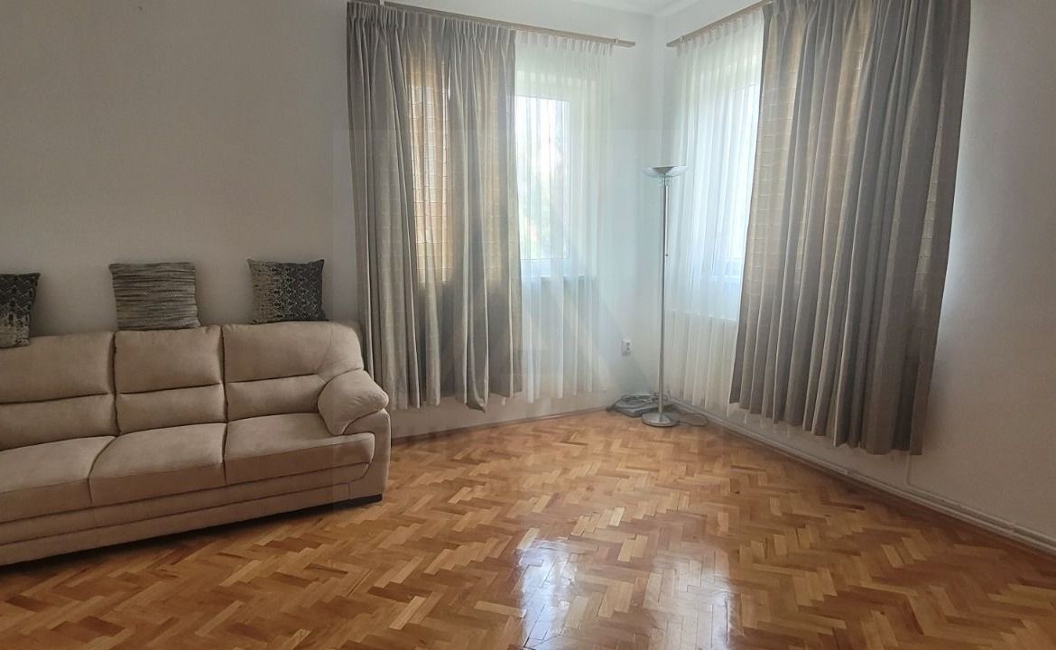 Casa duplex 4 camere 140 mp utili curte 150 mp zona Parcul Sub Arini - foto 7