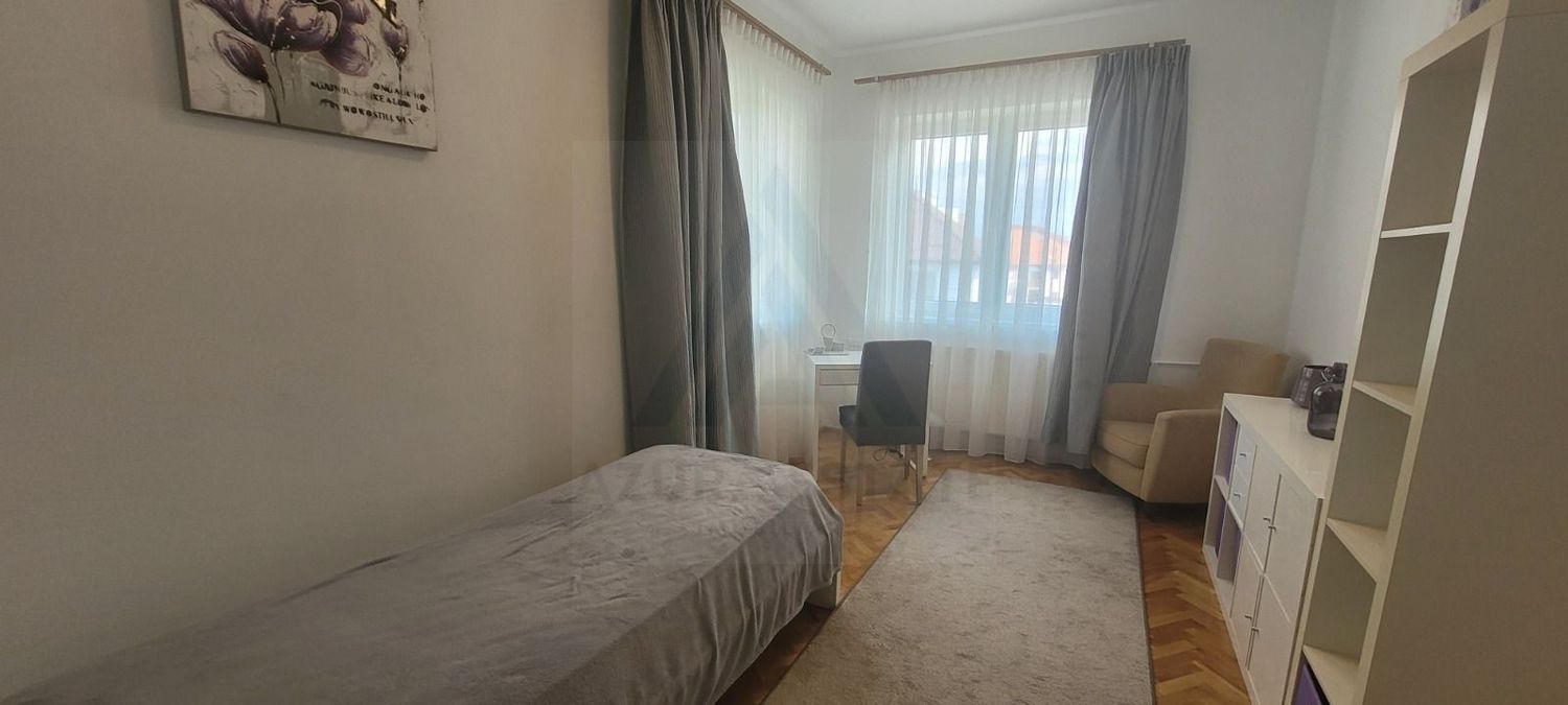 Casa duplex 4 camere 140 mp utili curte 150 mp zona Parcul Sub Arini - foto 8