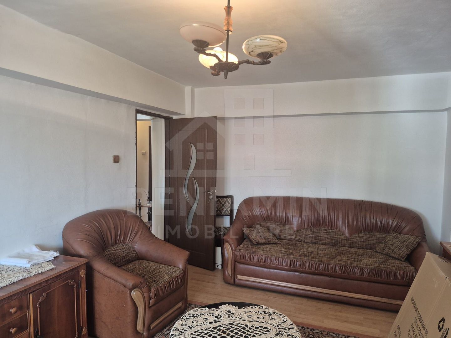 3 camere Sarari 75mp Piata din Valea Rosie 2bai bilateral teava gaze - foto 4