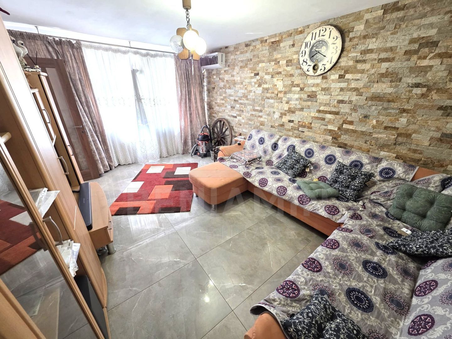 2 Camere 50mp Rovine an1985 etaj2 AC teava de gaze - Imagine principala