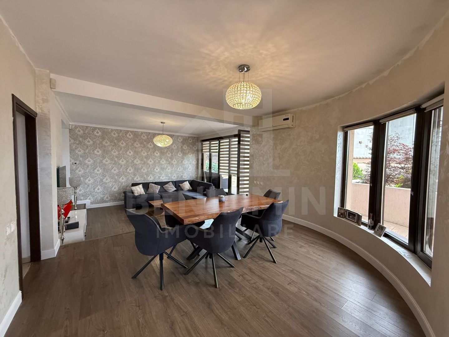 Casa-P+1-Piscina-Garaj-248mp totali-Foisor-Toate utilitatile-Libera - foto 3
