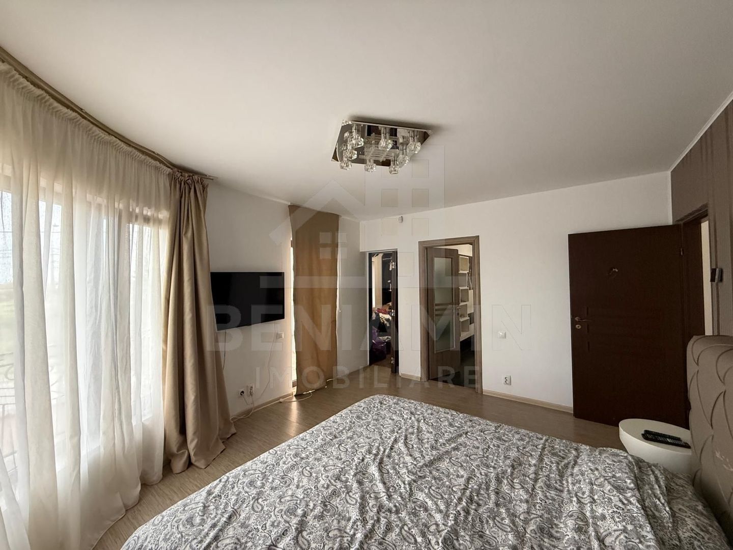 Casa-P+1-Piscina-Garaj-248mp totali-Foisor-Toate utilitatile-Libera - foto 6