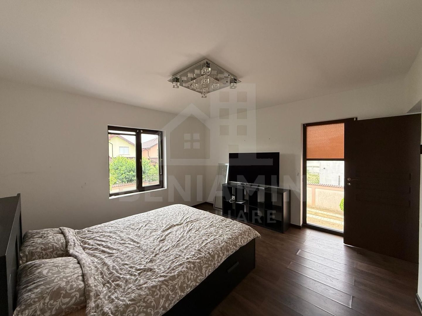 Casa-P+1-Piscina-Garaj-248mp totali-Foisor-Toate utilitatile-Libera - foto 7