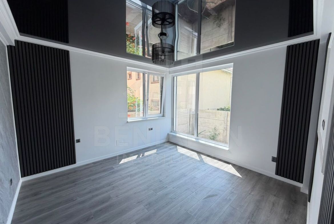 Casa 3 dormitoare-3 bai-Bariera Valcii-Moderna-toate utilitatile - foto 3