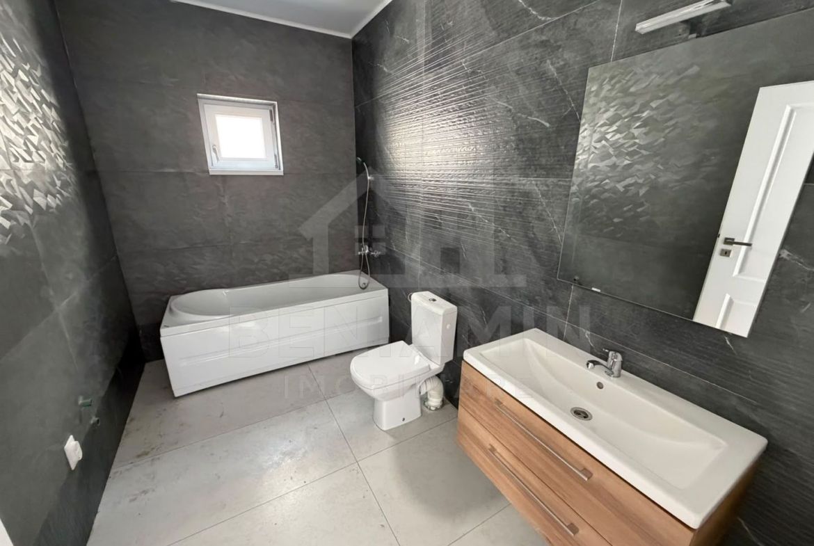 Casa-3 Dormitore-3 bai-Teren 300mp-Damila str Ficusului-La cheie - foto 8