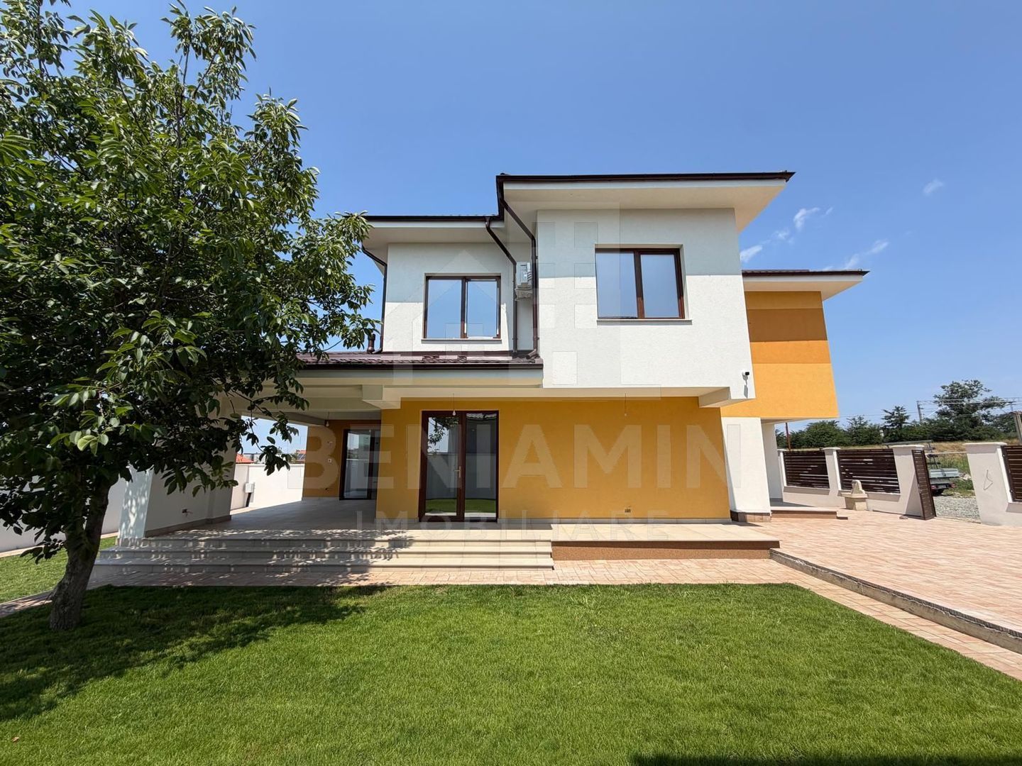 Vila Premium-4 Dormitoare-4 Bai-teren 500mp-Toate utilitatile-Ford - foto 4