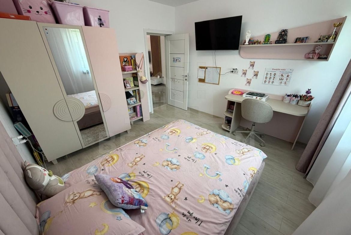 Casa-3 Dormitoare-2 Bai-Teren 400mp-Aeroport-Mobilata-Utilata-Moderna - foto 5