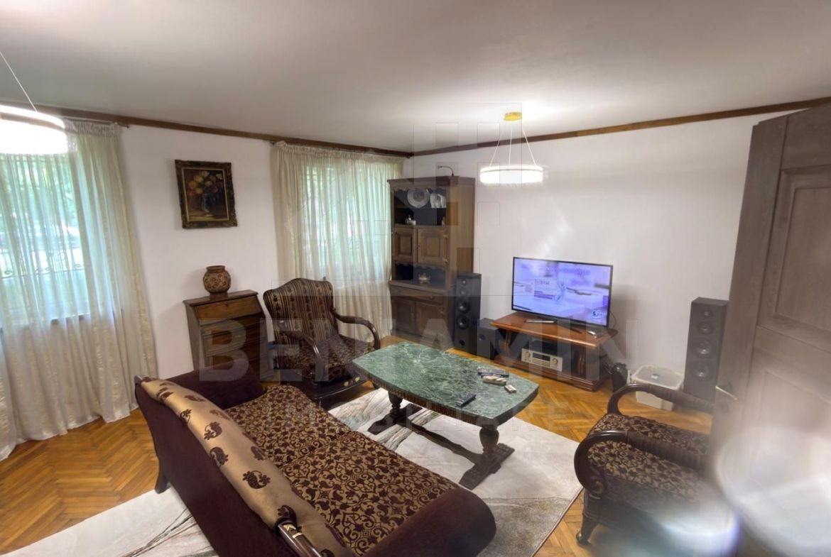 Apartament 3 camere Calea Bucuresti parter mobilat si utilat 56mp - foto 2