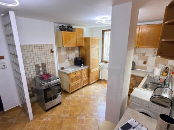 Apartament 3 camere Calea Bucuresti parter mobilat si utilat 56mp - foto 3