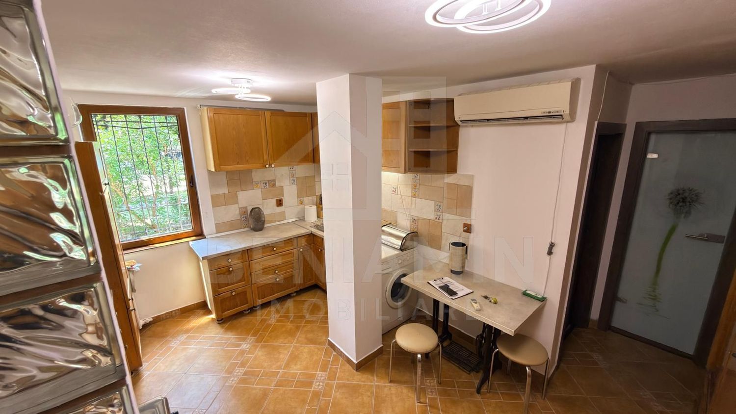Apartament 3 camere Calea Bucuresti parter mobilat si utilat 56mp - foto 4