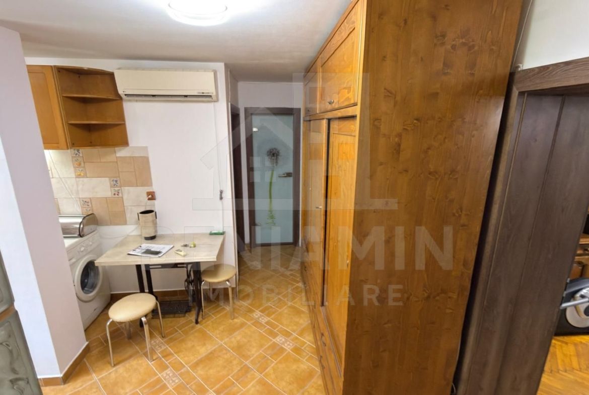 Apartament 3 camere Calea Bucuresti parter mobilat si utilat 56mp - foto 8