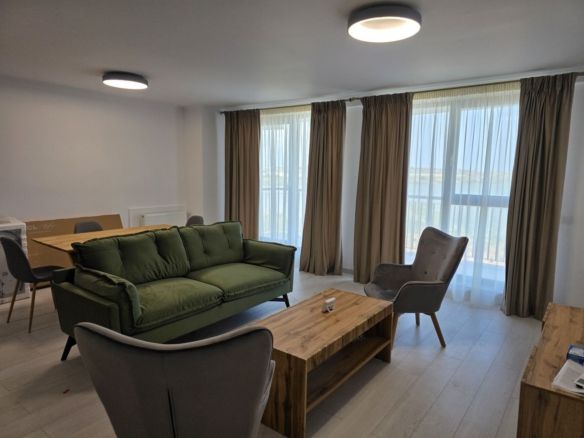 De închiriat – Apartament 2 camere cu vedere frontală la lac & loc de parcare