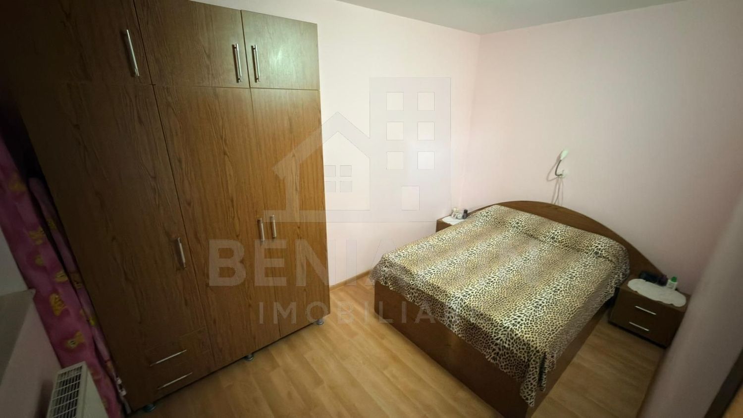 2 camere - 44mp - modern - mobilat - utilat - centrala - Craiovita - foto 4