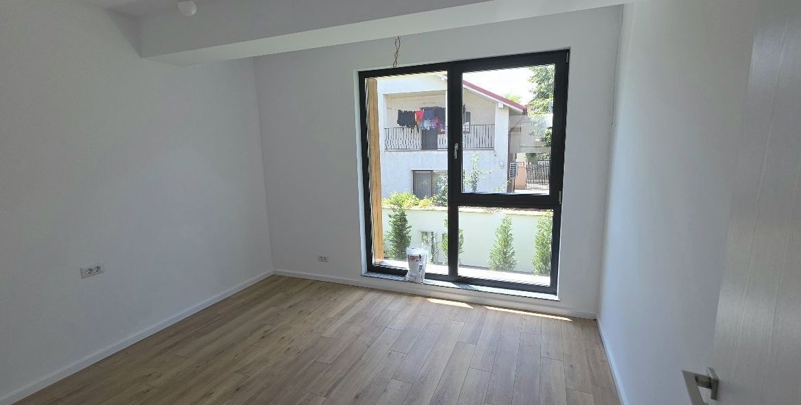 Giulesti  duplex P+1 4 camere de vanzare - foto 6