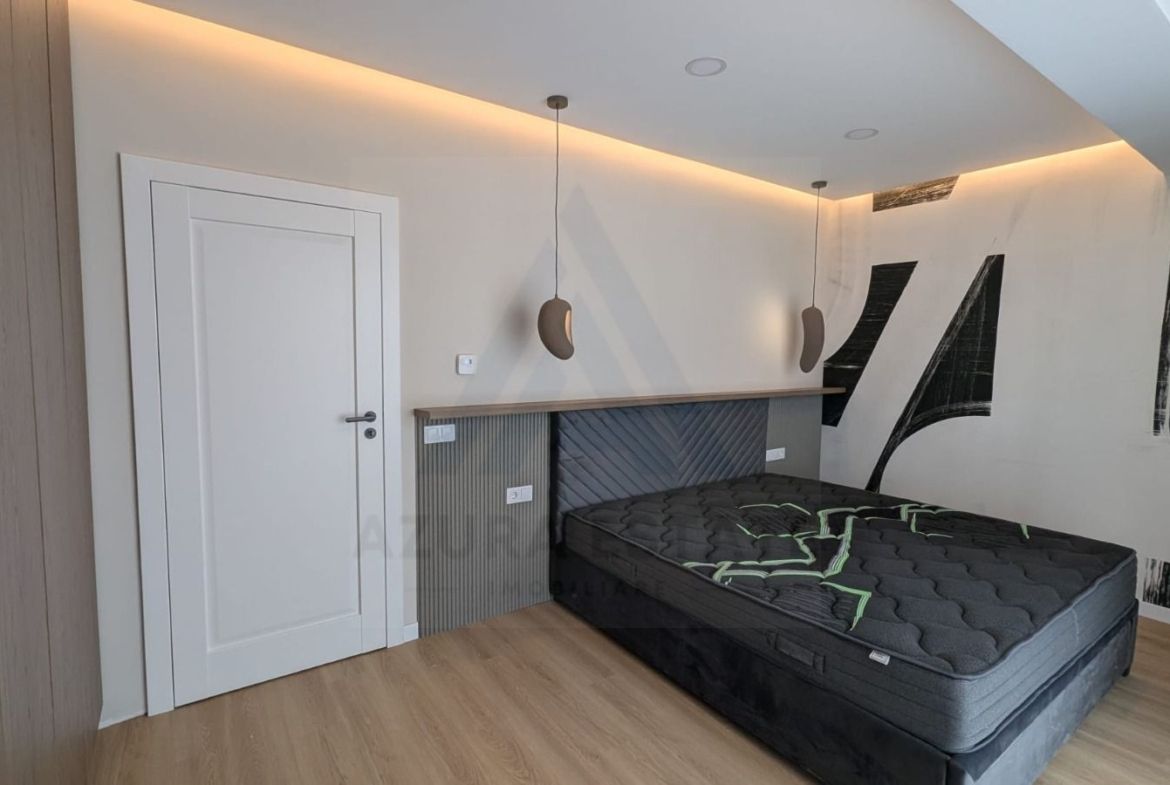 Penthouse premium spatios 120 mp terasa 88 mp etaj 3  zona Lazaret - foto 4