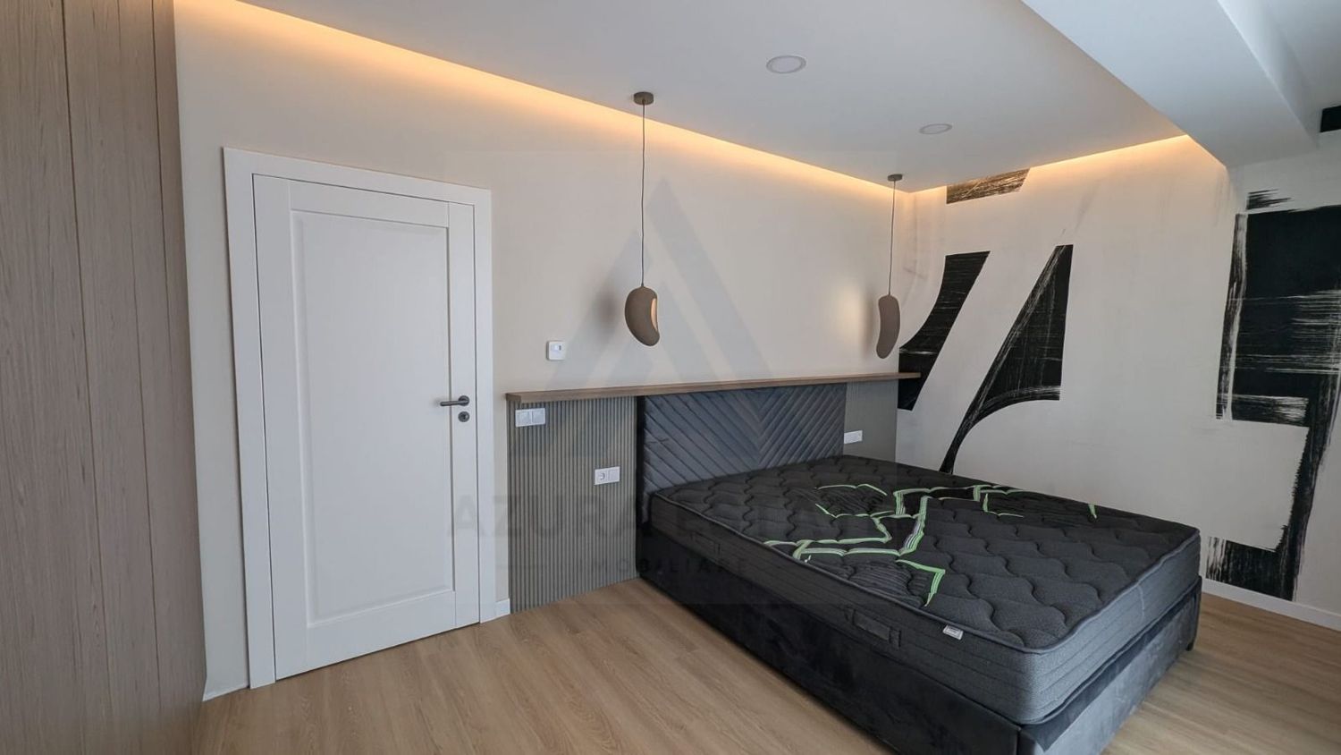 Penthouse premium spatios 120 mp terasa 88 mp etaj 3  zona Lazaret - foto 4