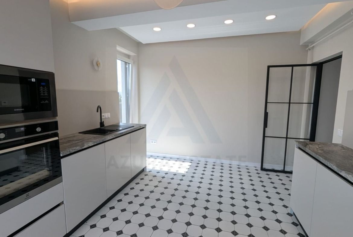 Penthouse premium spatios 120 mp terasa 88 mp etaj 3  zona Lazaret - foto 8