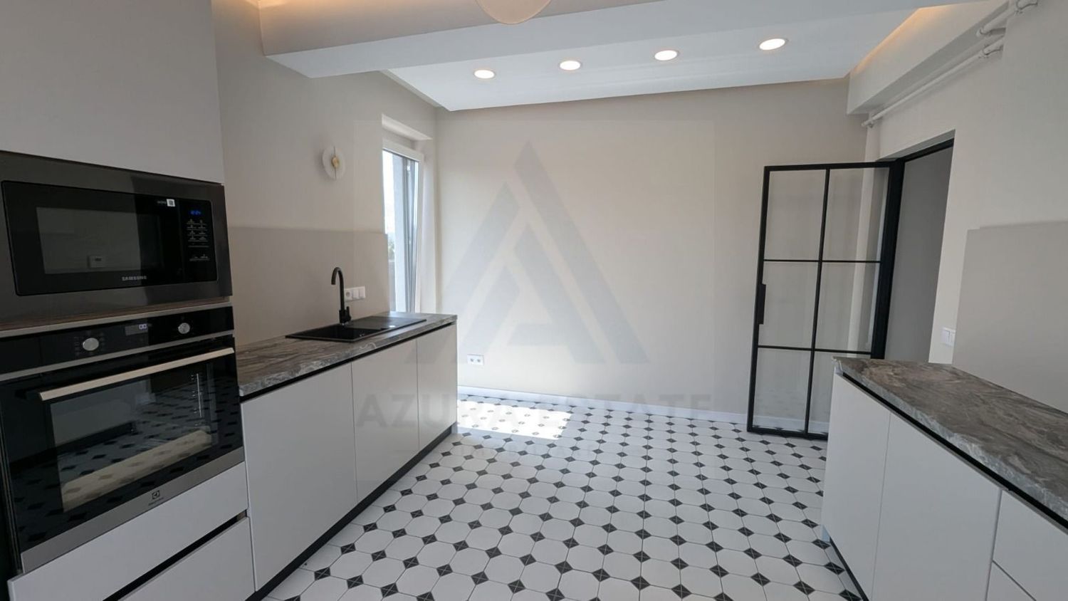 Penthouse premium spatios 120 mp terasa 88 mp etaj 3  zona Lazaret - foto 8