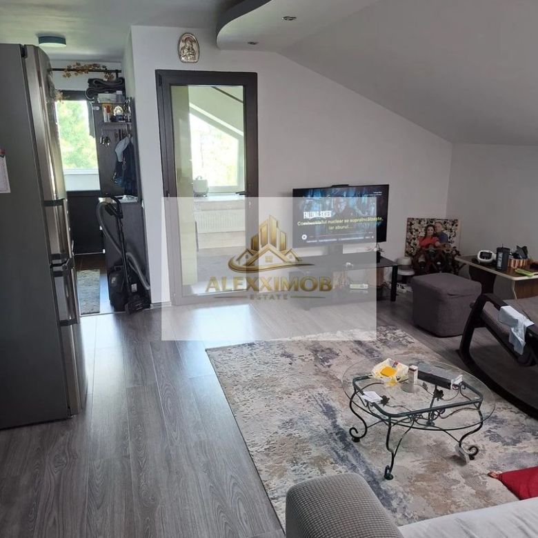Apartament de Vanzare - 3 Camere - Mansarda vila - 65 MP - Imagine principala