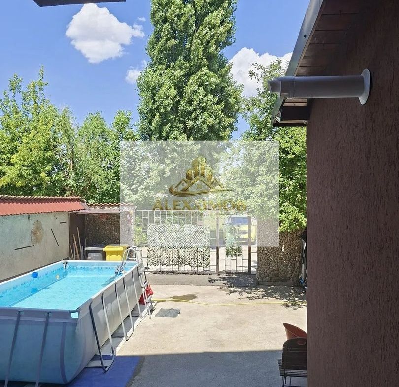 Apartament de Vanzare - 3 Camere - Mansarda vila - 65 MP - foto 5