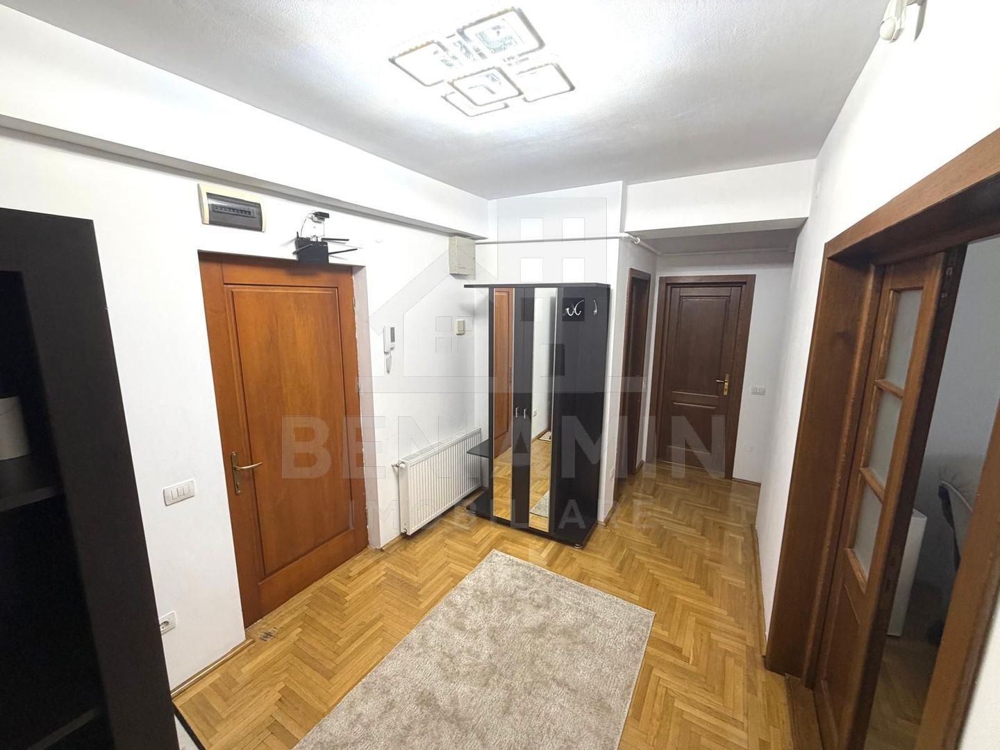 Apartament 2 camere 83mp parter cu gradina Stadion Ion Oblemenco 2007 - foto 6 Apartament 2 camere 83mp parter cu gradina Stadion Ion Oblemenco 2007 - foto 6