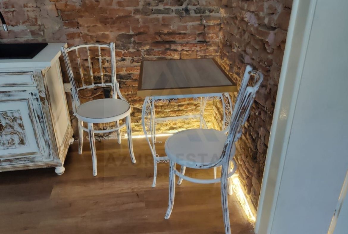 Apartament modern 2 camere 56 mp utili si curte in zona Centrala - foto 8