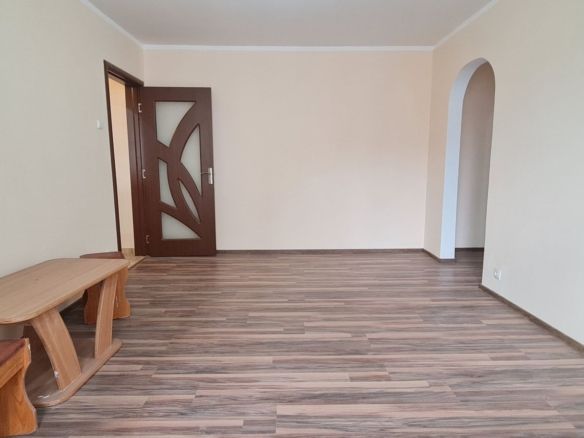 Apartament 2 camere Tractorul - Imagine principala