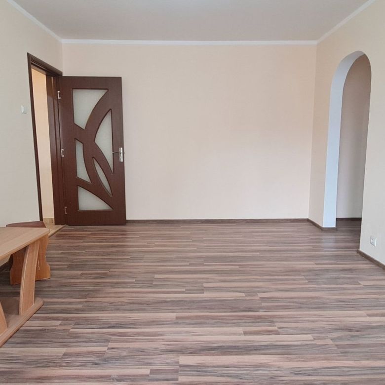 Apartament 2 camere Tractorul - Imagine principala