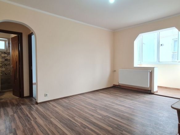 Apartament 2 camere Tractorul - foto 2