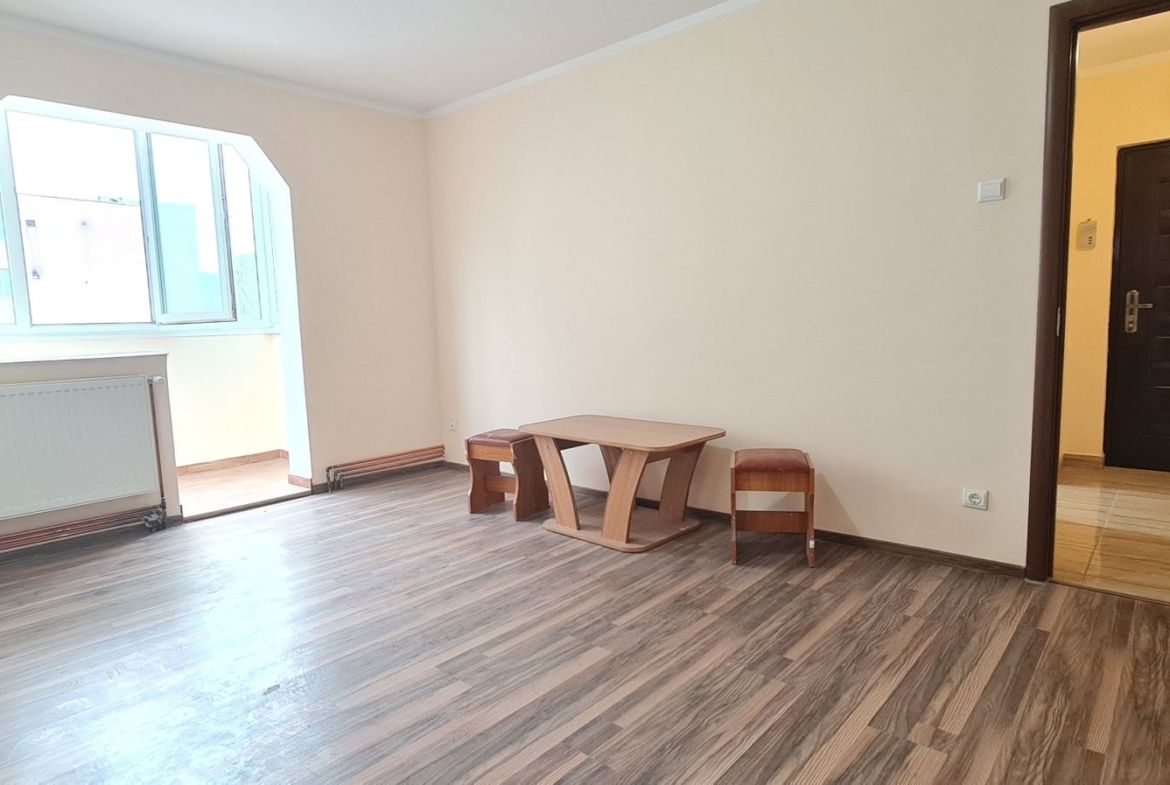Apartament 2 camere Tractorul - foto 3