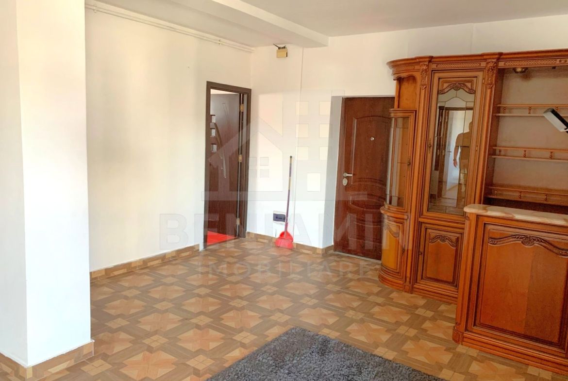 3 camere etaj 1 mobilat utilat disponibil imediat Promenada - foto 6