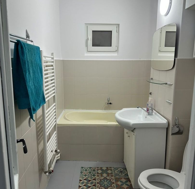 De vanzare apartament cu 3 camere, zona Faleza, etaj 7/8, 149.000 euro - foto 3