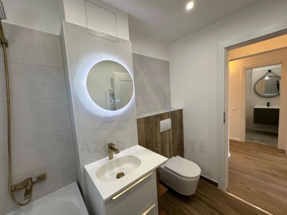Apartament 3 camere 64 mp utili 2 bai etaj 1 complet renovat Strand - Imagine principala