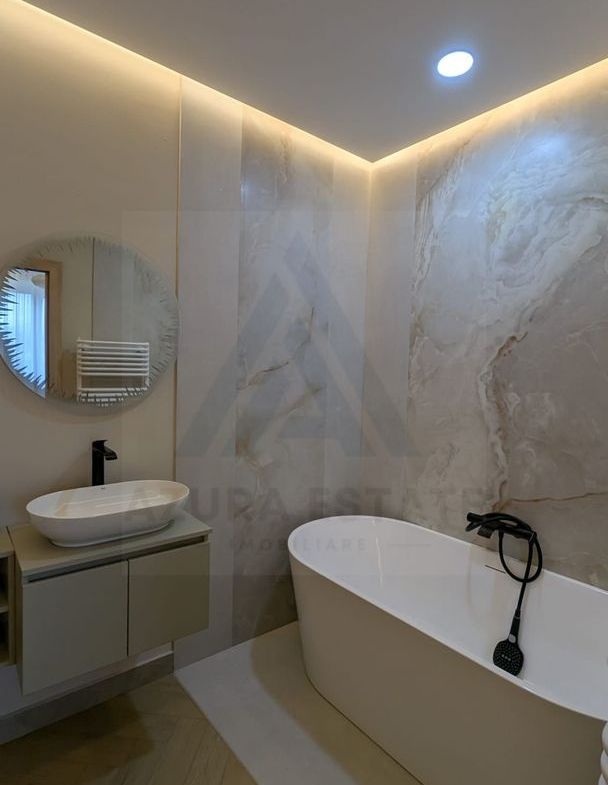 Apartament premium 3 camere parcare subterana etaj 3 zona Strand - foto 7