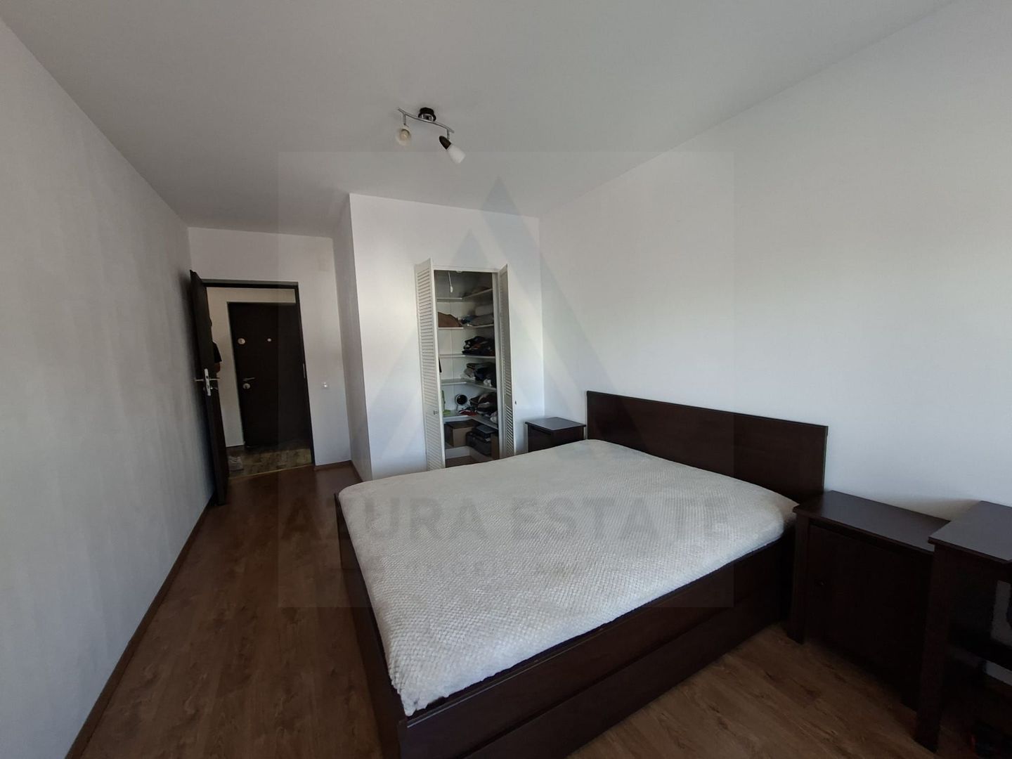 Apartament 76 mp utili 3 camere 2 bai 2 balcoane si pod – Arhitectilor