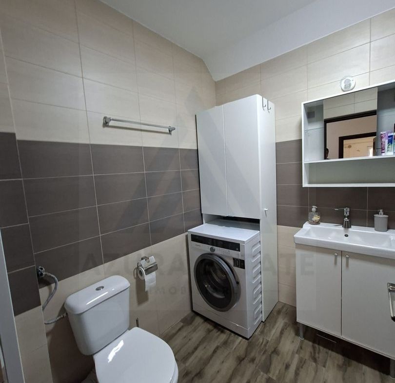 Apartament 76 mp utili 3 camere 2 bai 2 balcoane si pod – Arhitectilor