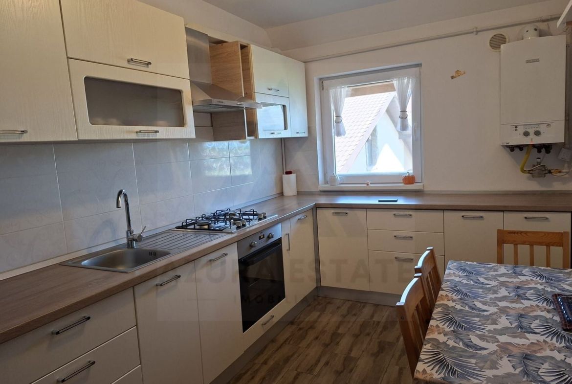 Apartament 76 mp utili 3 camere 2 bai 2 balcoane si pod – Arhitectilor