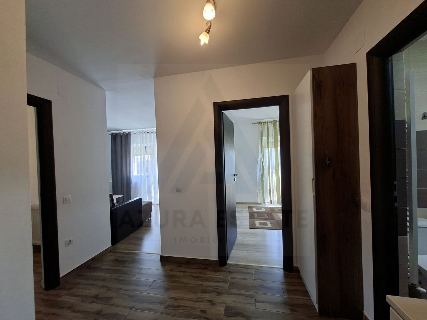 Apartament 76 mp utili 3 camere 2 bai 2 balcoane si pod – Arhitectilor