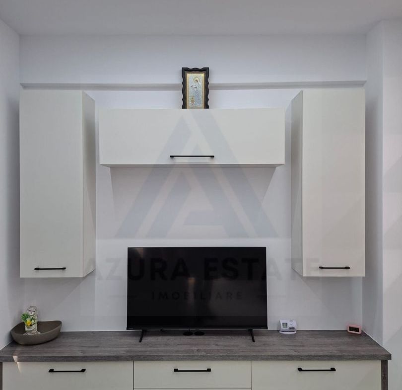 Penthouse cu terasa generoasa 53 mp prima inchiriere Calea Surii Mici - foto 2