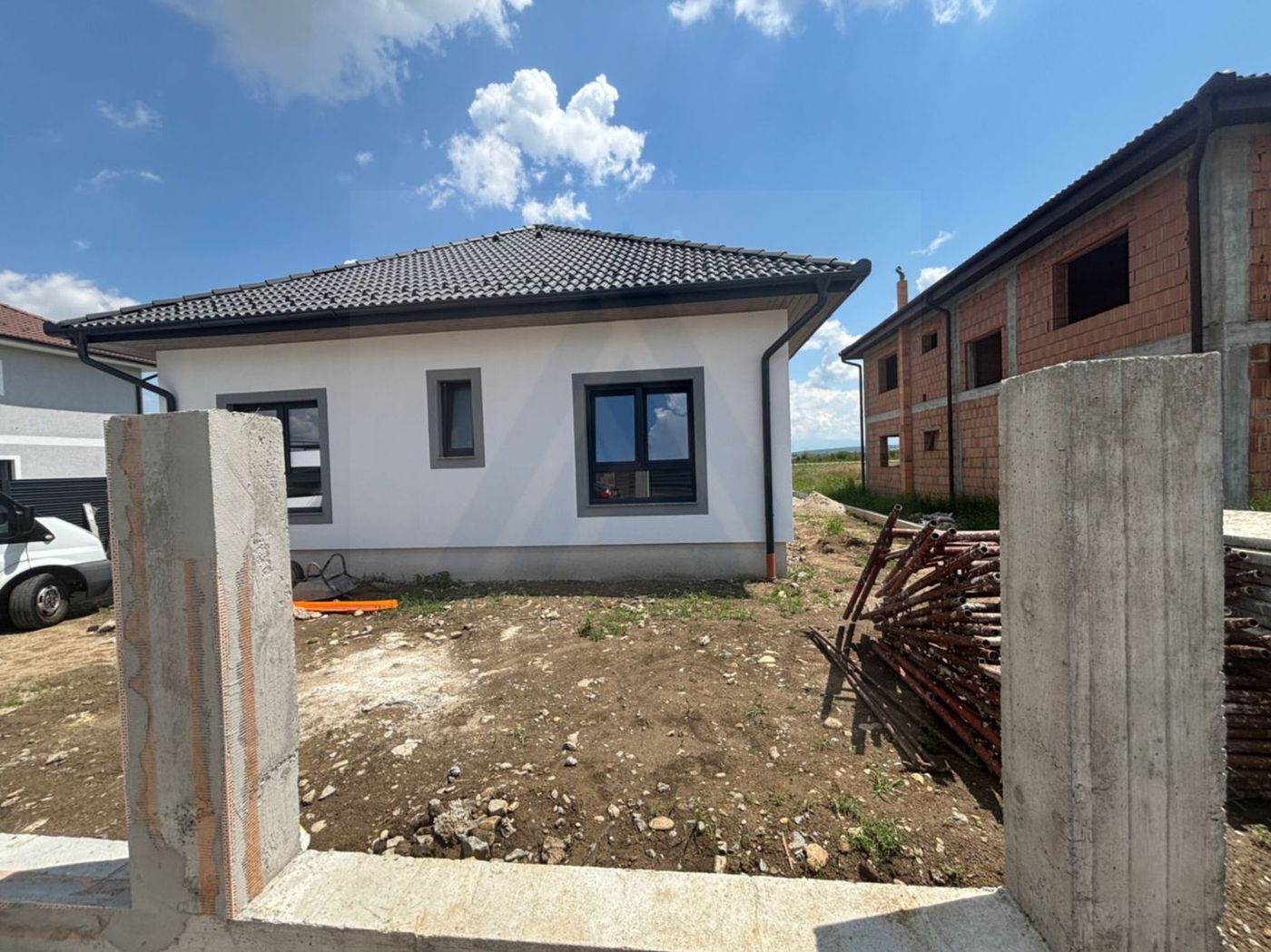 Casa premium pe un singur nivel 4 camere terasa pivnita Cristian - foto 3
