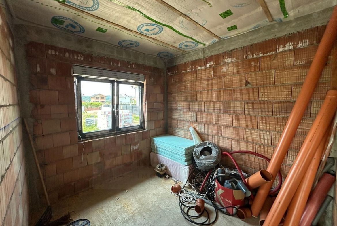 Casa premium pe un singur nivel 4 camere terasa pivnita Cristian - foto 15