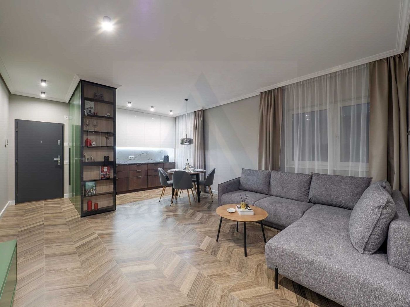 Apartament lux 2 camere etaj 2 loc de parcare privat in Arhitectilor - foto 2