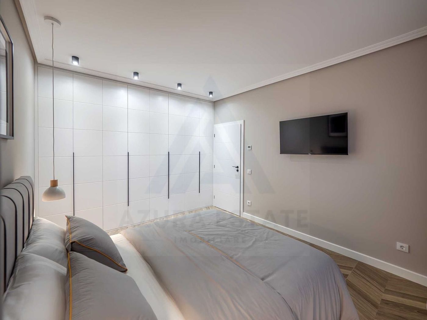 Apartament lux 2 camere etaj 2 loc de parcare privat in Arhitectilor - foto 7