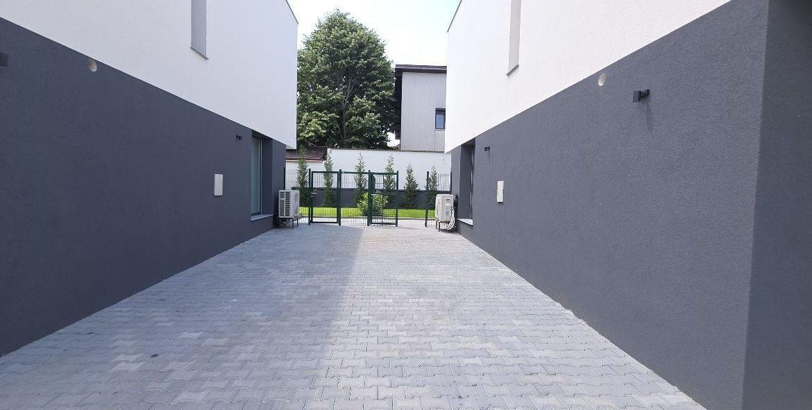 Giulesti  duplex P+1 4 camere de vanzare - foto 11