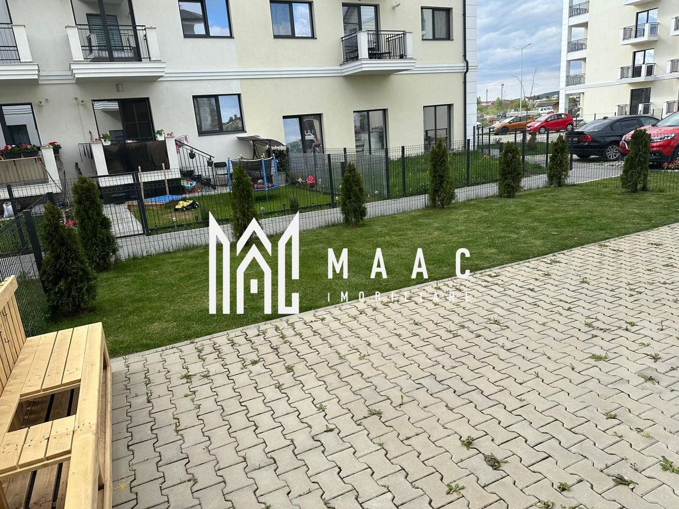 Spatiu comercial cu gradina I Selimbar - foto 8